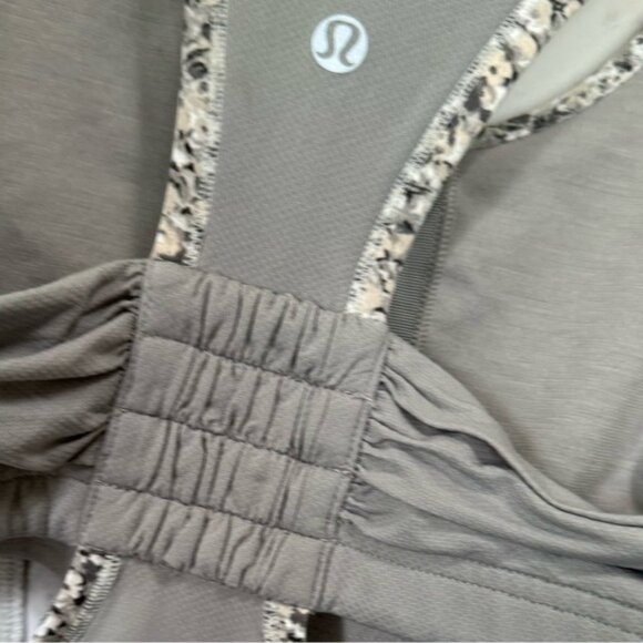 Lululemon Tone It Tank Top Bra Stretch Mesh Pocket Ruched Run Yoga Neutral Crew - Picture 11 of 16